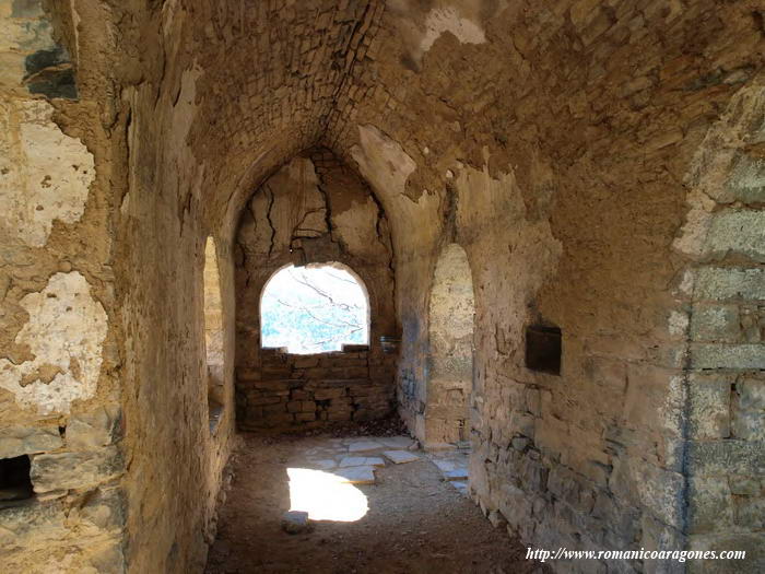INTERIOR DEL ESCONJURADERO